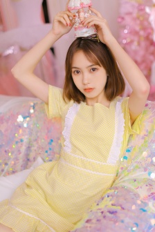 明星专题：李佳